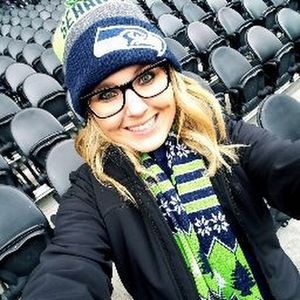 Meet your Posher, Danielle